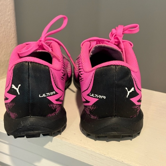 Puma Ultra Play Tt Jr Kids Indoor Cleats shoes 107779-01 Pink Sz 2.5 - Picture 7 of 9